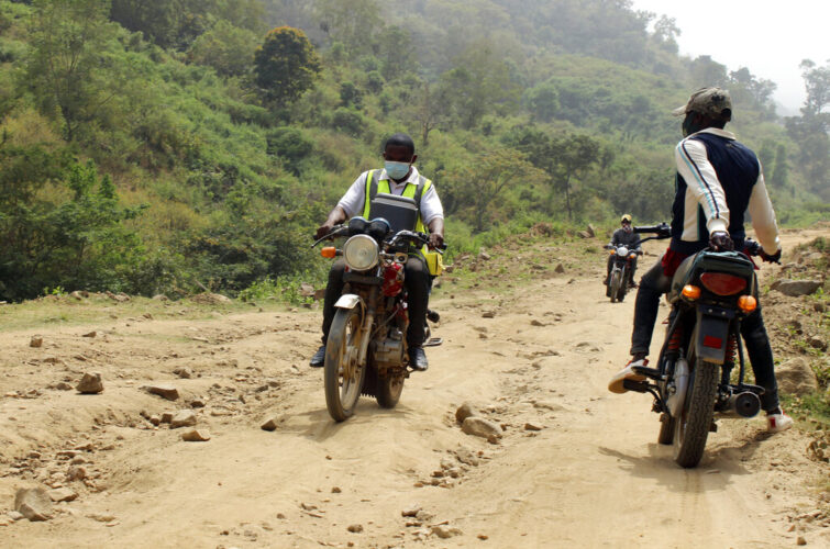 Tue. 8:21 a.m.: Armed gangs raise risks in vaccinating rural Nigerians